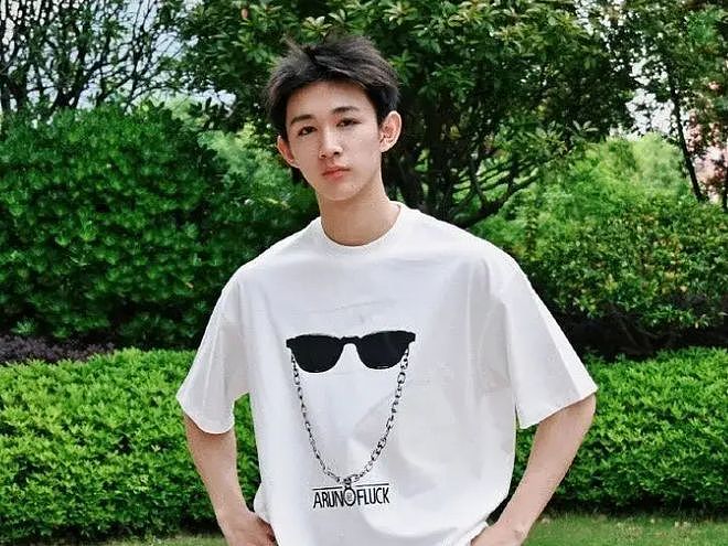 荣梓杉出轨约妹照曝光！与李禹熹控诉时间吻合，还曾要求对方删照（组图） - 19