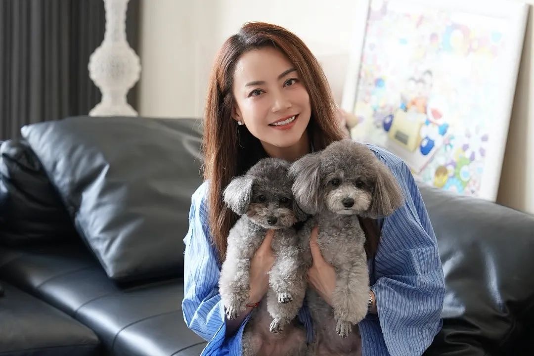 陪伴谢霆锋23年,39岁未婚生女:巨星背后的女人,有股很劲儿(组图) - 37