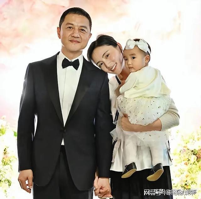官宣1天后,海哈金喜成笑话,李亚鹏以一己之力让5个女人口碑反转(组图) - 2