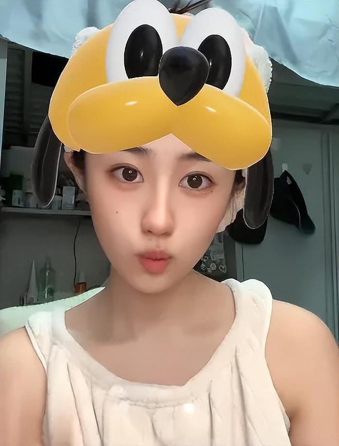 荣梓杉出轨约妹照曝光！与李禹熹控诉时间吻合，还曾要求对方删照（组图） - 17