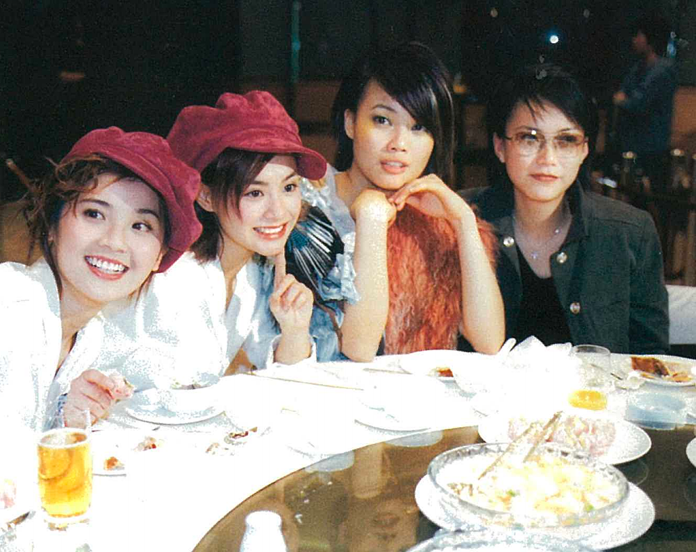 陪伴谢霆锋23年,39岁未婚生女:巨星背后的女人,有股很劲儿(组图) - 14