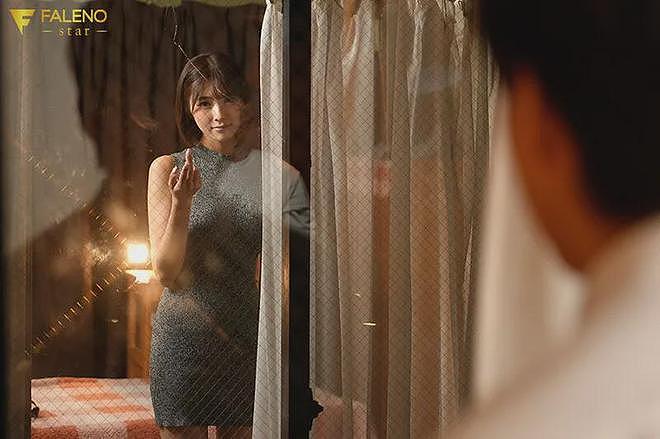 【美女】G杯蓝衣战神，笑容甜美，身材无敌，看了简直停不下来（组图） - 20