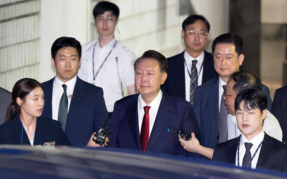 尹锡悦主动接受特检组讯问,全程行使沉默权(图) - 1