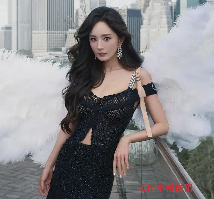 杨幂大秀生图好真实!初老痕迹明显,网友感叹别营销少女感审美了(组图) - 11