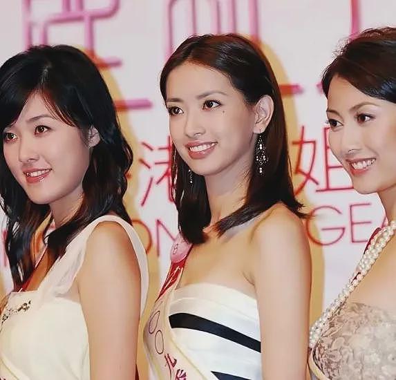 小三转正1周年！成功上位在瑞士求婚，曾被男友街头摸内衣亲热？（组图） - 28