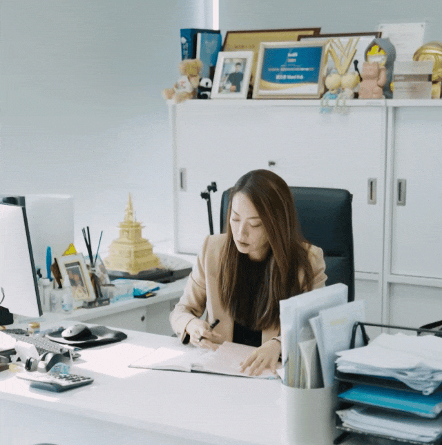 陪伴谢霆锋23年,39岁未婚生女:巨星背后的女人,有股很劲儿(组图) - 29