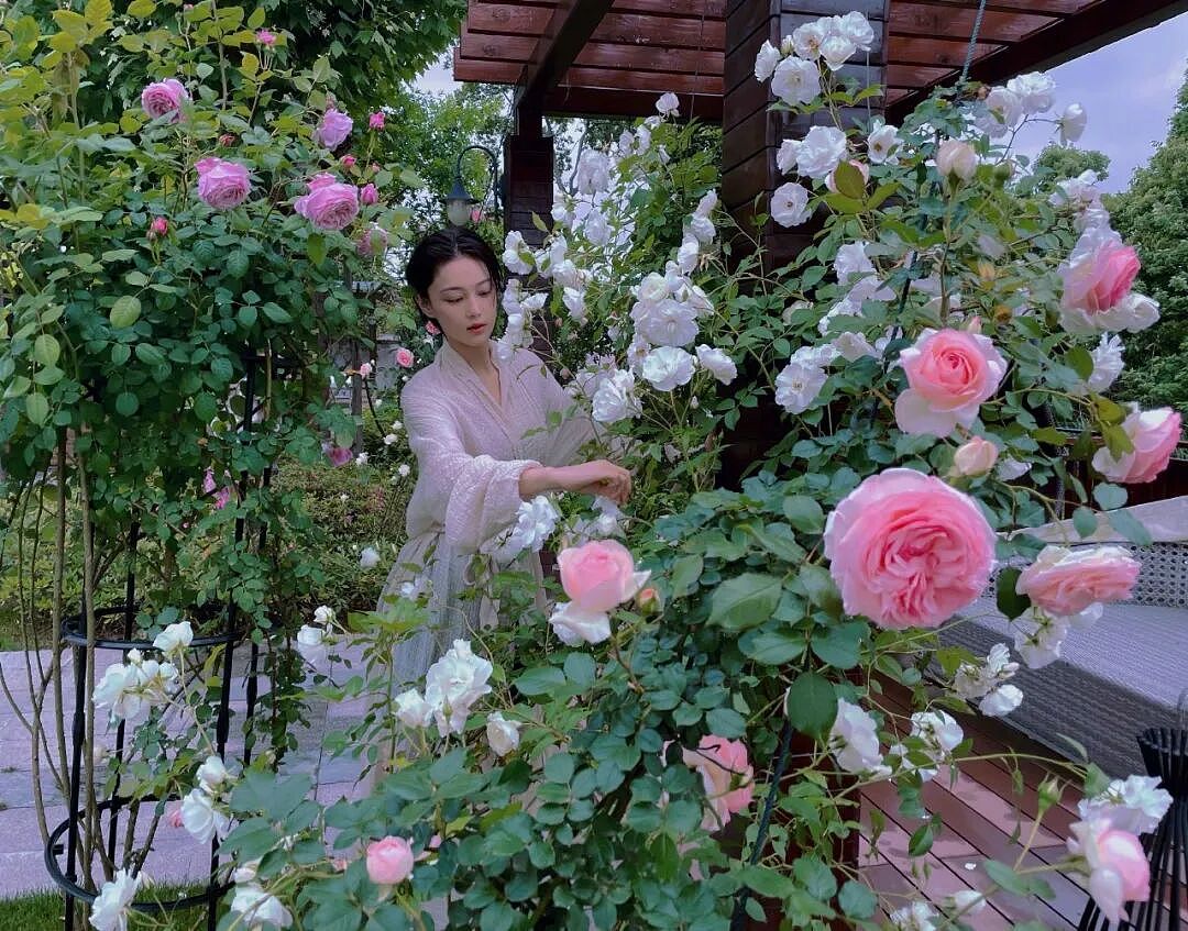 被骂心机女、搏上位，靠嫁“保安”洗白！结婚7年后，38岁的她口碑逆转：还好没嫁大黑牛...（组图） - 16