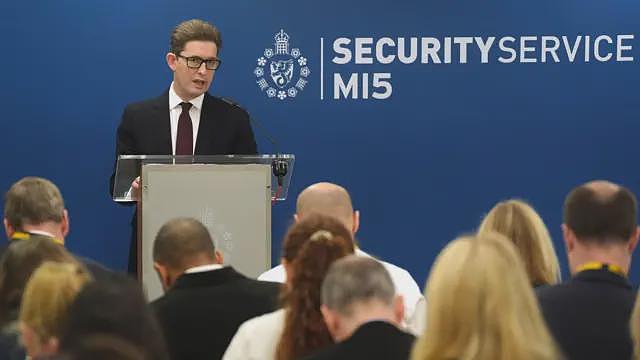 中国间谍案告吹,英国军情五处处长感“沮丧”(组图) - 1