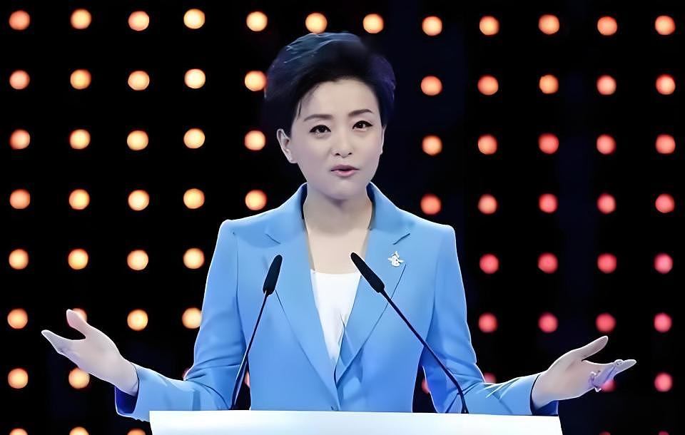 舍弃旧爱嫁百亿富豪,如今57岁直播卖网课,澜姐的“豪门梦”碎了一地?(组图) - 20