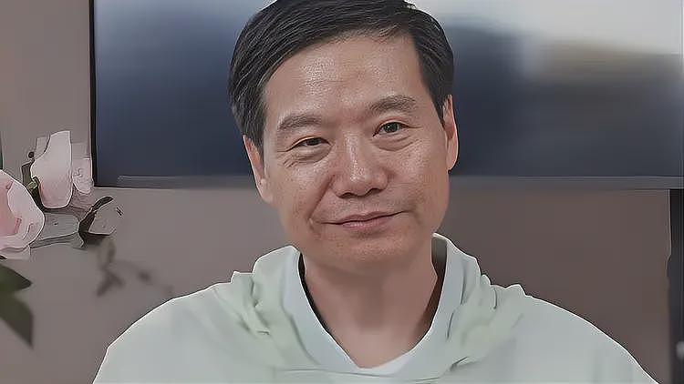 小米被曝省研发成本留隐患,雷军不回应,网友怒批:又当缩头乌龟(组图) - 5