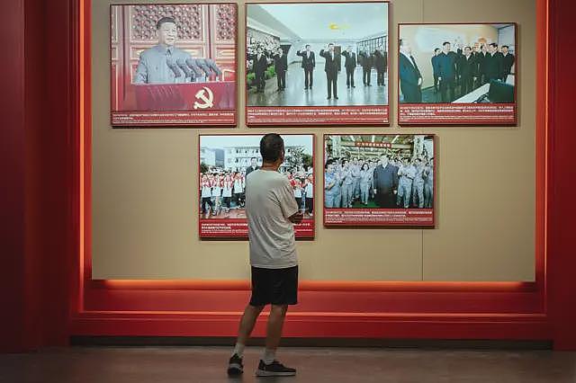 中共四中全会:审议“十五五”规划,“整肃”高层维稳及历史角色等几大看点(组图) - 2
