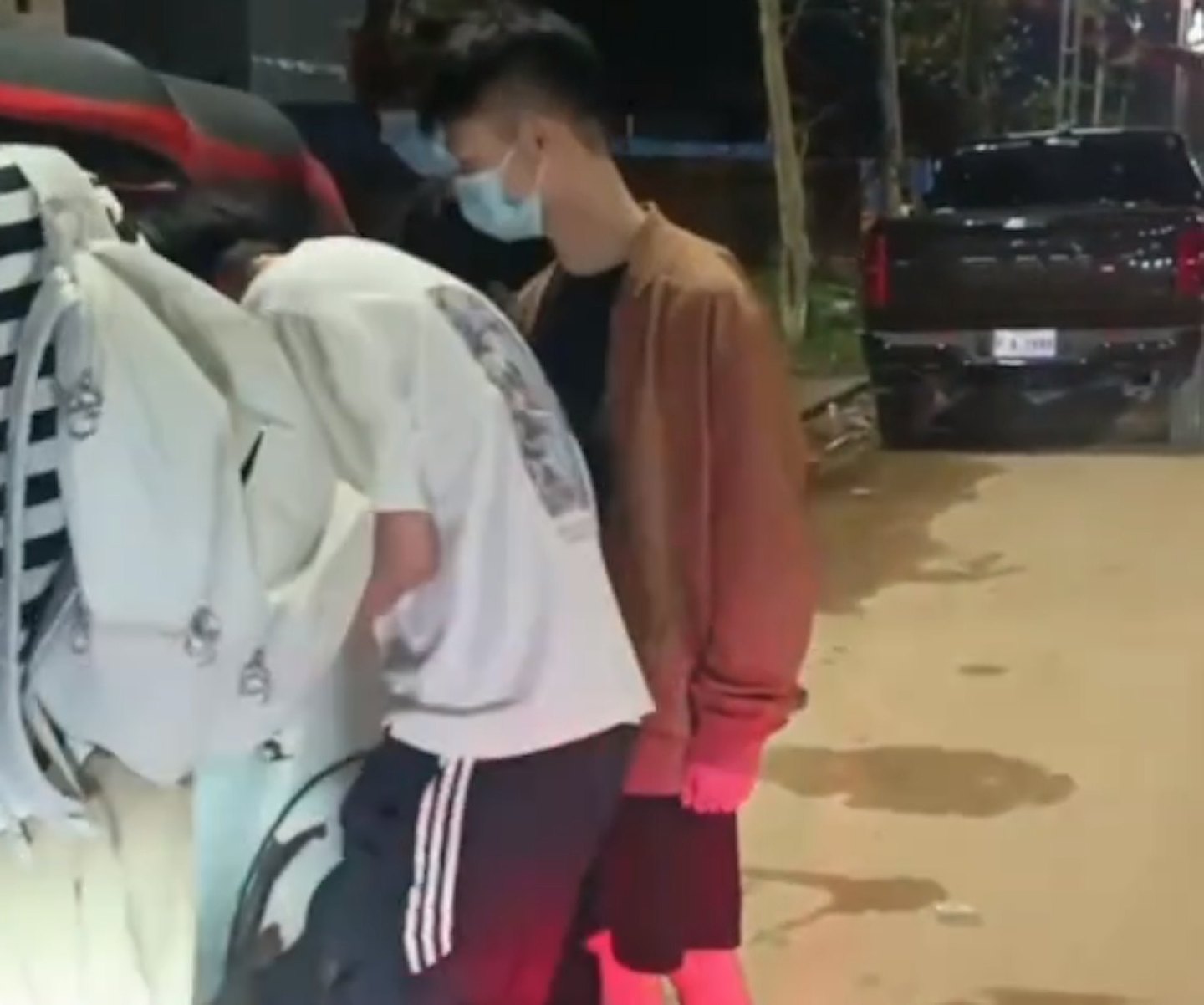 柬埔寨诈骗园区数公司解散，几百员工连夜撤离（视频/组图） - 2