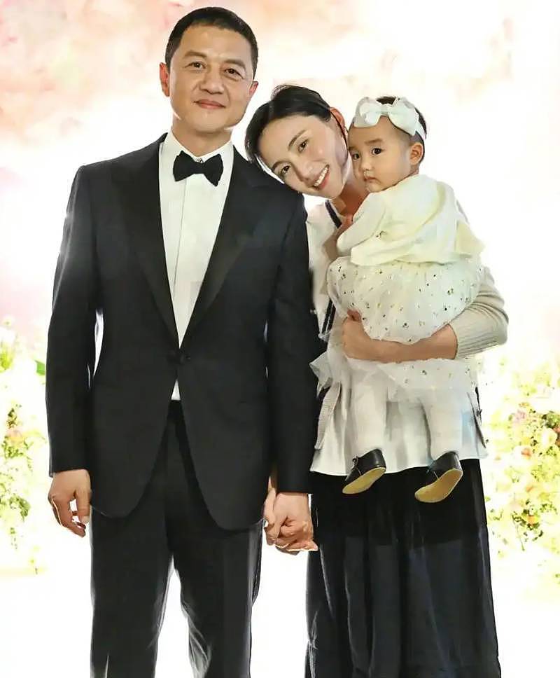 海哈金喜离婚，曾被质疑是“捞女”，相恋5年到底过的什么日子（组图） - 30