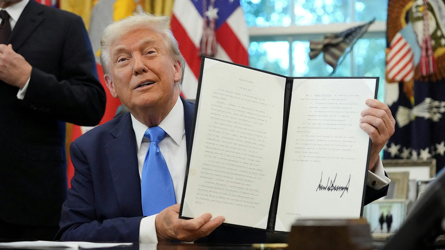 美国商会提起诉讼，反对特朗普提高H-1B签证费至10万美元（组图） - 2
