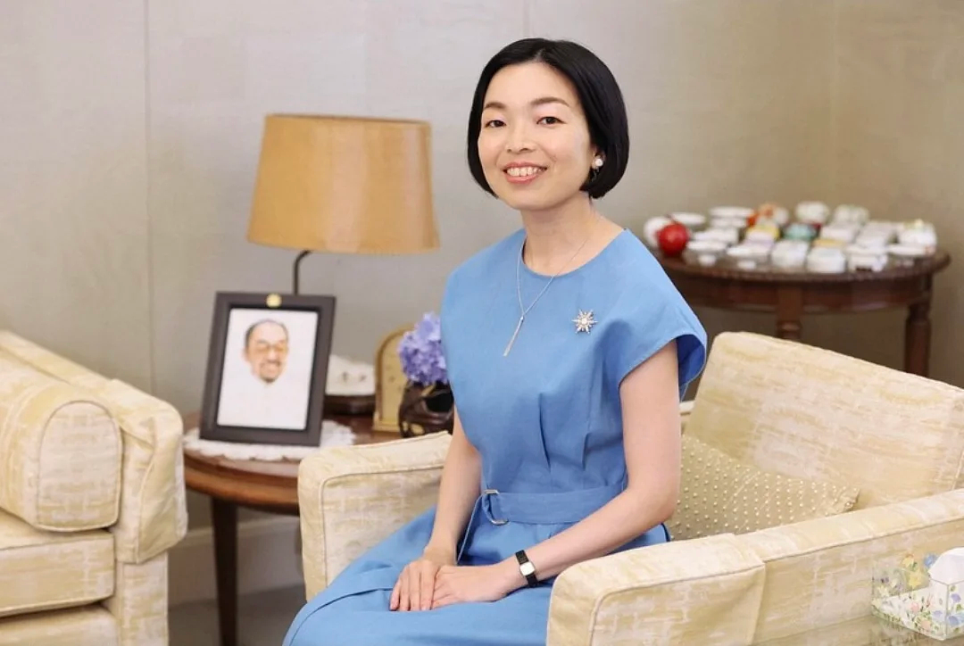 日本44岁未婚长公主单挑皇室，成功继承巨额家产和“王爷”封号！网友大赞：爱子当女天皇有戏了（组图） - 5