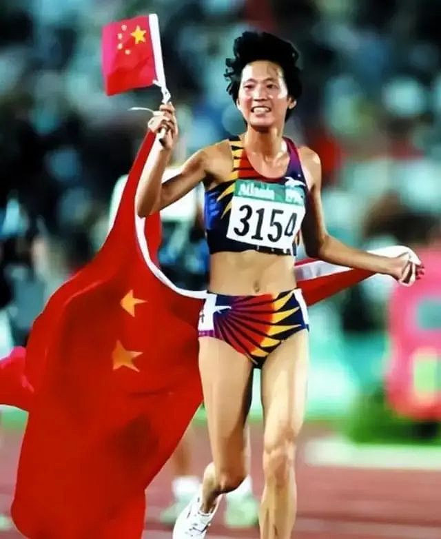 退役移居美国，三个孩子三个爹，52岁“东方神鹿”王军霞现状如何（组图） - 20