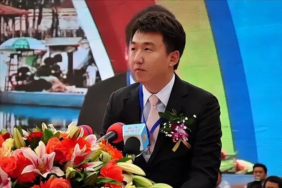 许家印分灶计划彻底失败：长子失守海外50亿，次子遭亲妈10亿讼局（组图） - 5