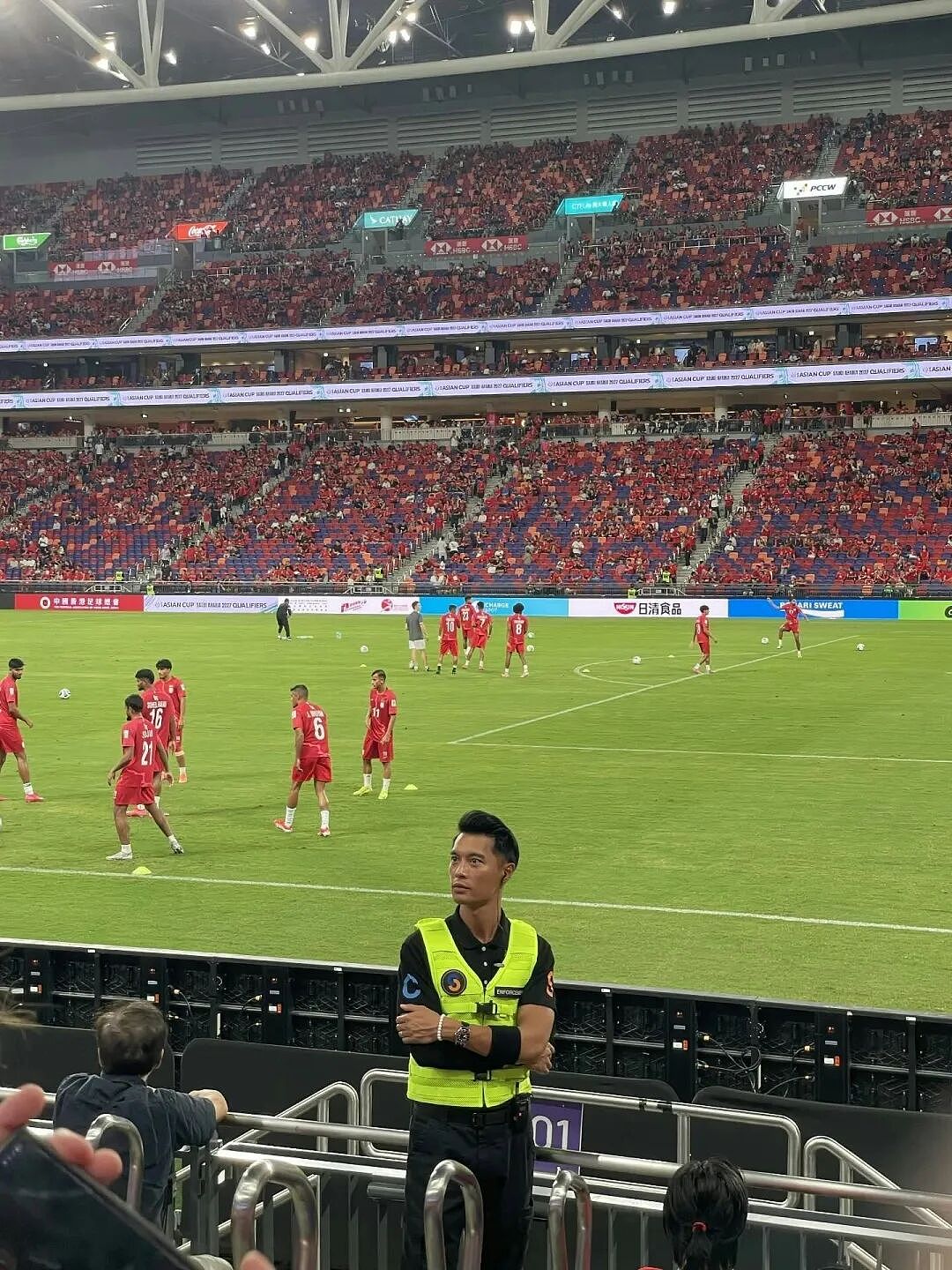 从冠军到保安！香港先生的“落差人生”，背后是一整个行业的寒冬……（组图） - 8