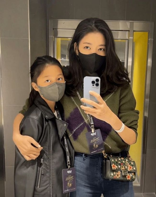 韩最贵离婚案再反转!最渣财阀拒付前妻超10000亿赔偿,自曝钱都是总统岳父给的脏款?(组图) - 7