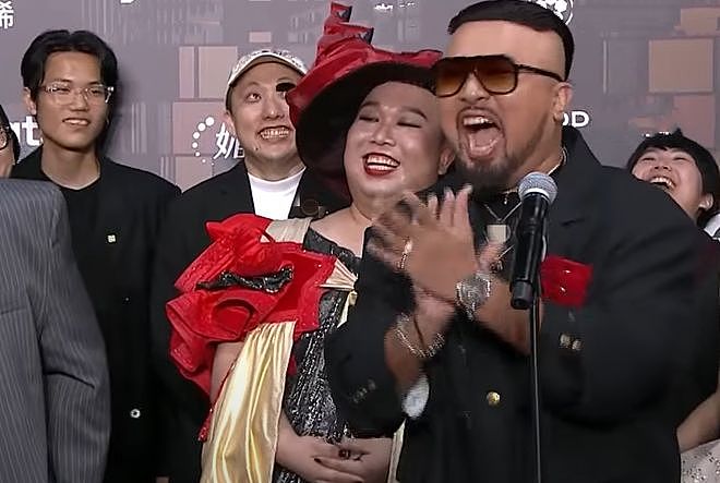 金钟奖红毯闹笑话，有人催生有人聊内裤，小S礼服挑好了都不出席（组图） - 11