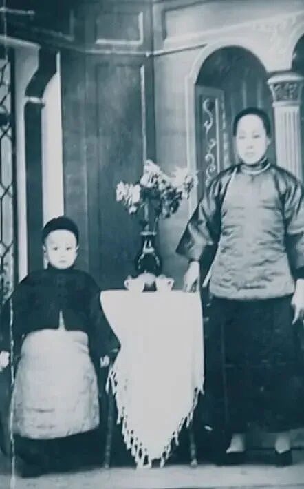 103岁杨振宁去世，象牙塔倒塌（组图） - 2