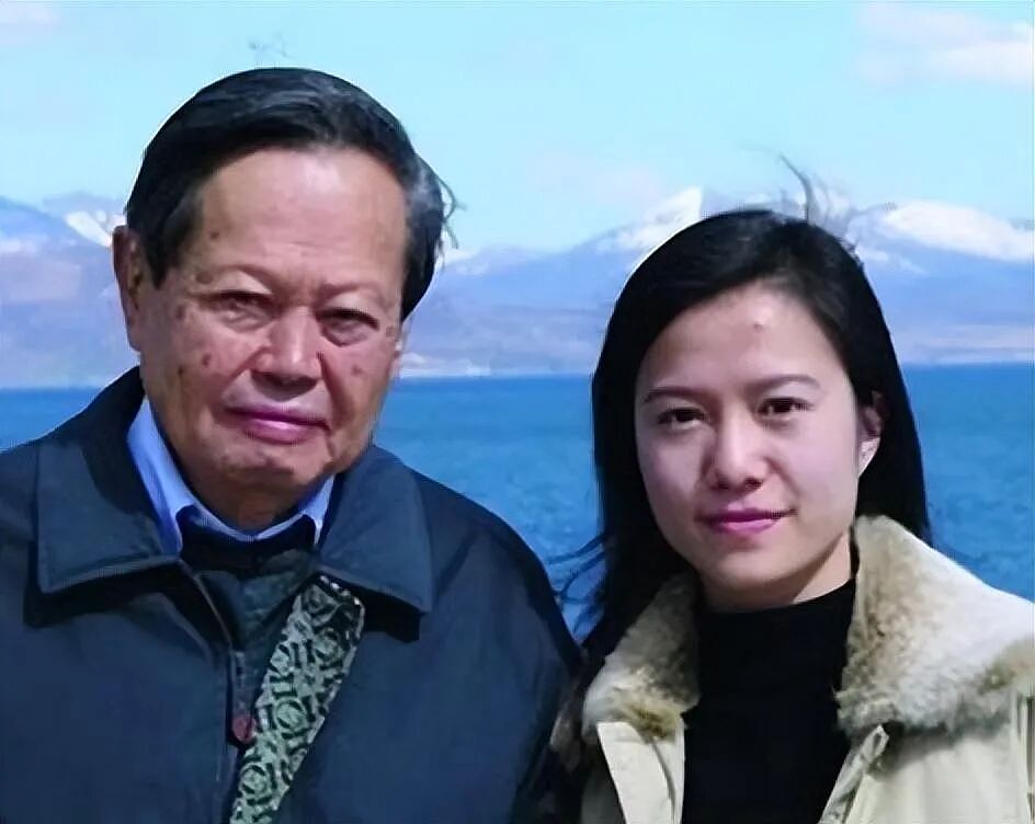 杨振宁逝世享年103岁，与翁帆结婚20余年，不是爷孙恋而是灵魂伴侣（组图） - 7