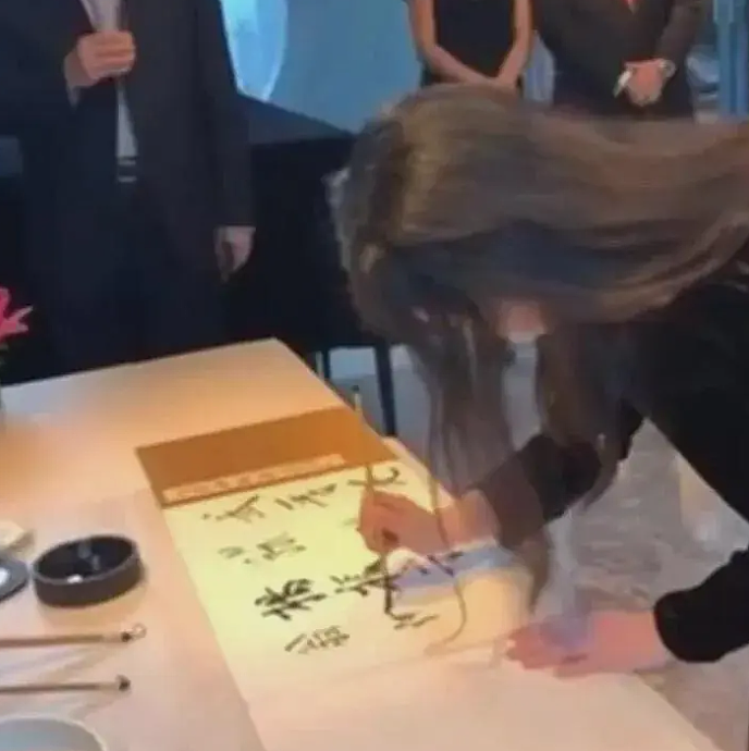 杨振宁妻子翁帆曾自白：为了丈夫的身体，我16年来都是早睡早起（组图） - 11