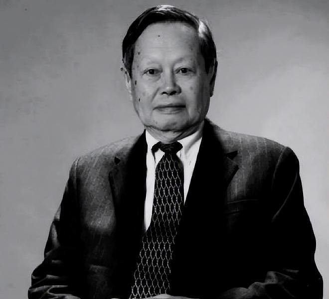 杨振宁因病逝世!103岁生日宴未露面,最后一次亮相是为妻子庆生(组图) - 1