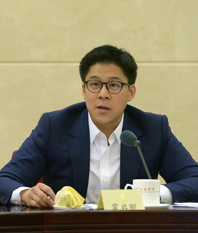 霍启刚婚后生活：凌晨五点为妻子煲汤，自豪是“郭晶晶的丈夫”（组图） - 11