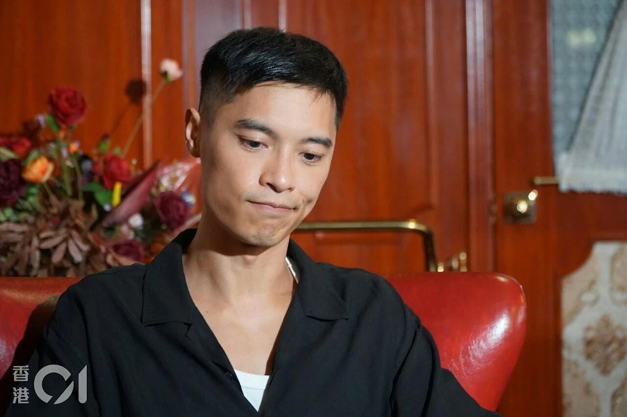 前TVB男星疑为复出铺路，时隔四年再拍戏，曾转行做保安曾言未放弃演员梦（组图） - 5