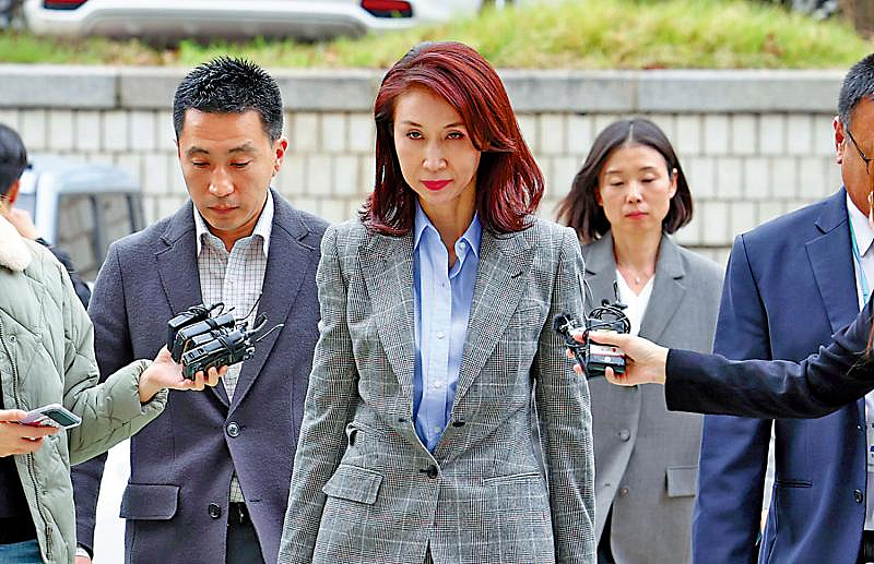 韩最贵离婚案再反转!最渣财阀拒付前妻超10000亿赔偿,自曝钱都是总统岳父给的脏款?(组图) - 10