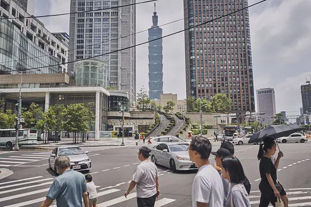 台北车站性侵案：香港女游客遭公然性侵十分钟无人制止，“公共冷漠”引关注（组图） - 4