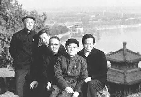 103岁杨振宁去世，象牙塔倒塌（组图） - 19