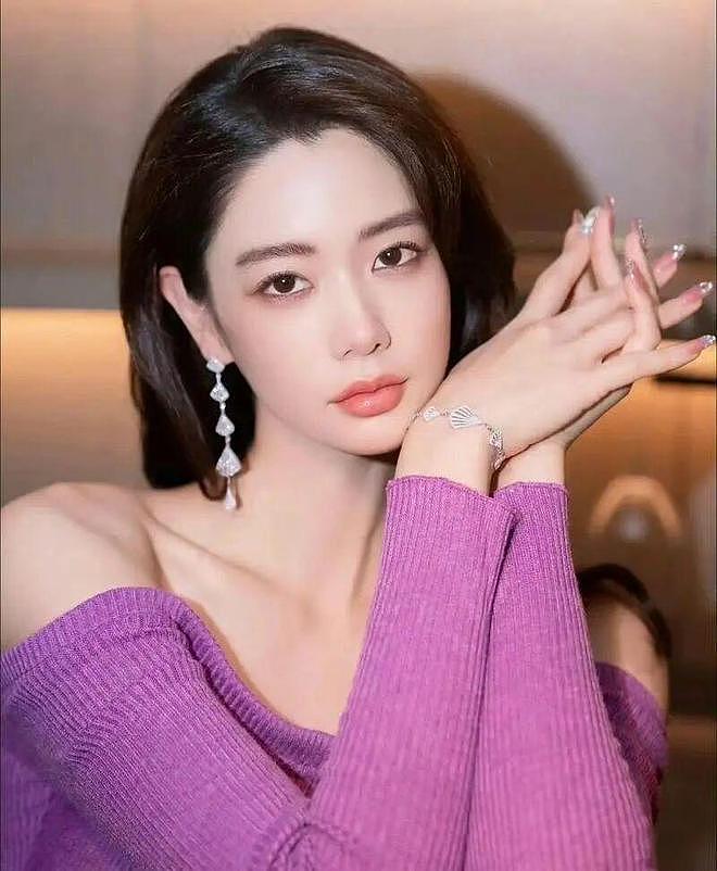 美女克拉拉官宣离婚，6年豪门婚姻告终，曾出演《唐人街探案3》（组图） - 4