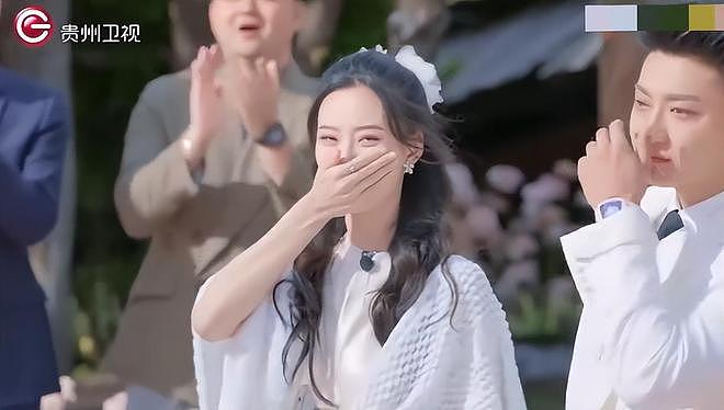 黄子韬徐艺洋秀恩爱到腻，疑奉子成婚，却不敢像陈伟霆何穗官宣（组图） - 3