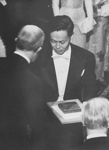 杨振宁逝世：一生心怀家国，被誉“中美学术交流桥梁第一人”（组图） - 6