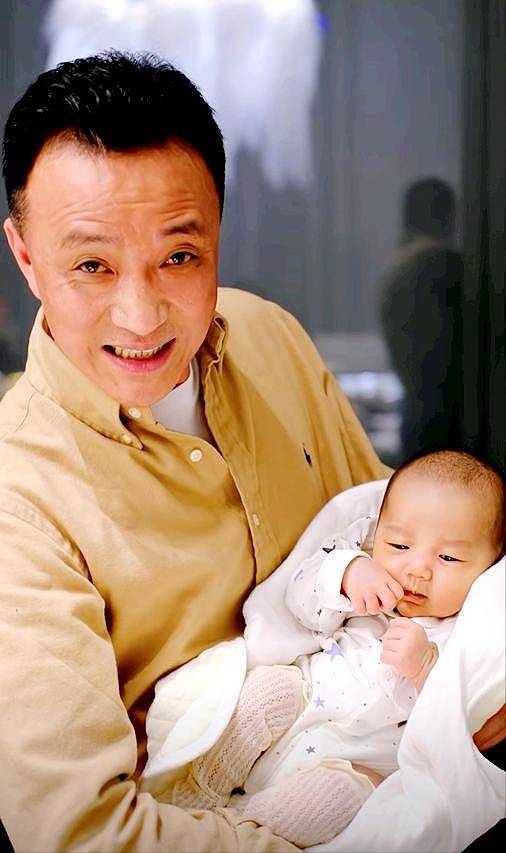 海哈金喜:3岁时父母离异,她离婚痛了单亲父母的心(组图) - 9