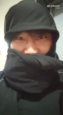 【爆笑】王诗龄这张照片刷屏！全网关注点都是 11 万元的凉鞋？看到最后：我也想当她了...（组图） - 22