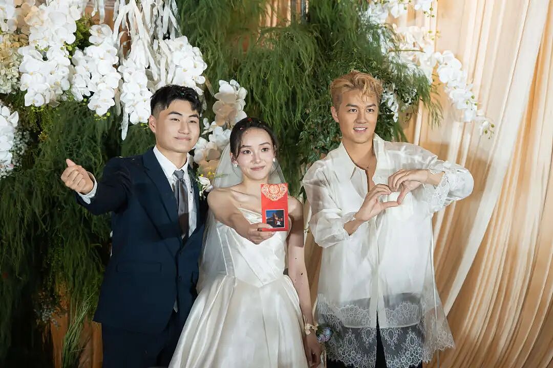 45岁吴克群公开现身婚礼，引全场尖叫：他才是真正的“浪漫疯子”（组图） - 5