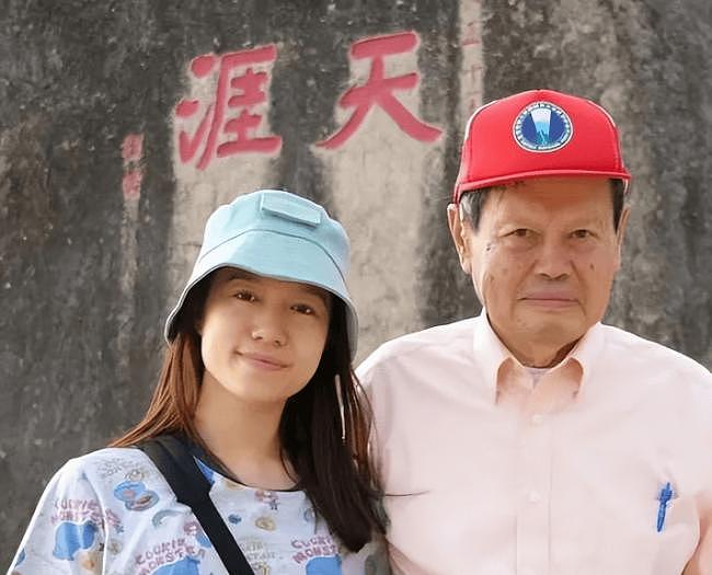 杨振宁高寿离世，翁帆拿到的遗产，没有想的那么多（组图） - 6