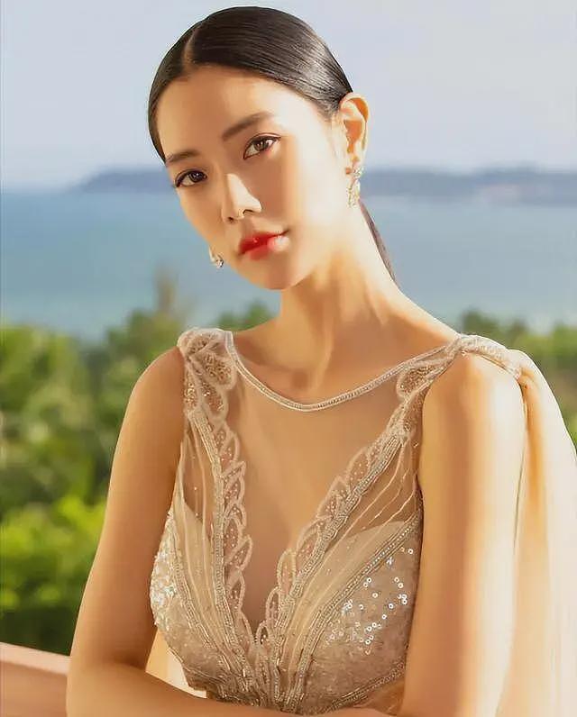 39岁克拉拉官宣离婚！婚后6年无子女，曾卷入“财阀潜规则”风波（组图） - 26