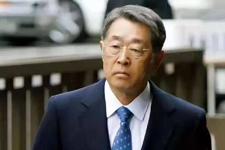 6次问鼎世界首富,71岁沦为阶下囚,如今全身而退,他比许家印更好命(组图) - 1