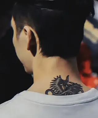 当超模爱上演员：何穗陈伟霆官宣背后，是一代国模的婚恋转型（组图） - 9