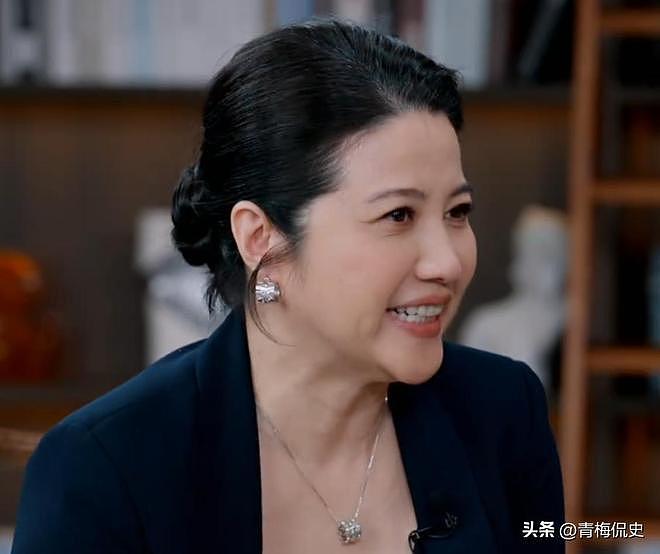 52岁颜丙燕官宣恋情！自曝已停经，小20岁男友被拍，称能接受丁克（组图） - 6