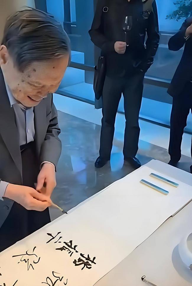 杨振宁八月自曝“脖子供血不足” ，最后状态曝光（组图） - 4