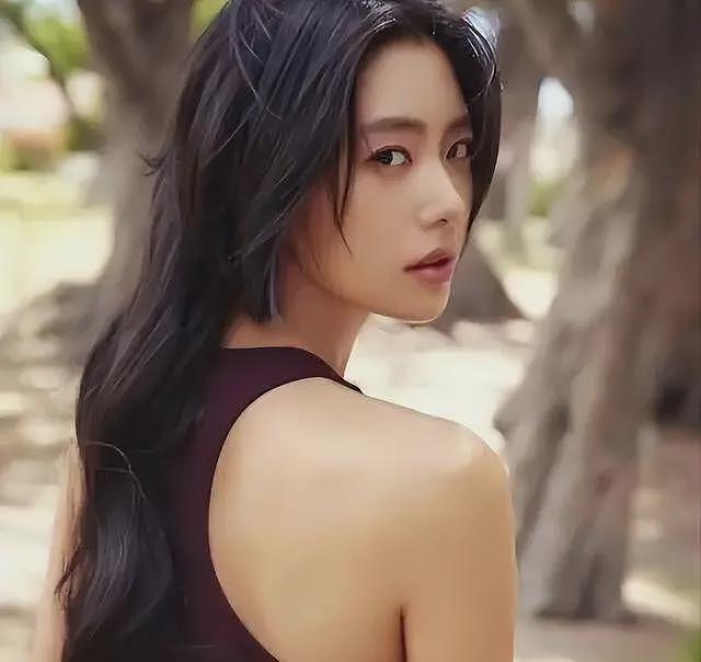 39岁克拉拉官宣离婚！婚后6年无子女，曾卷入“财阀潜规则”风波（组图） - 25