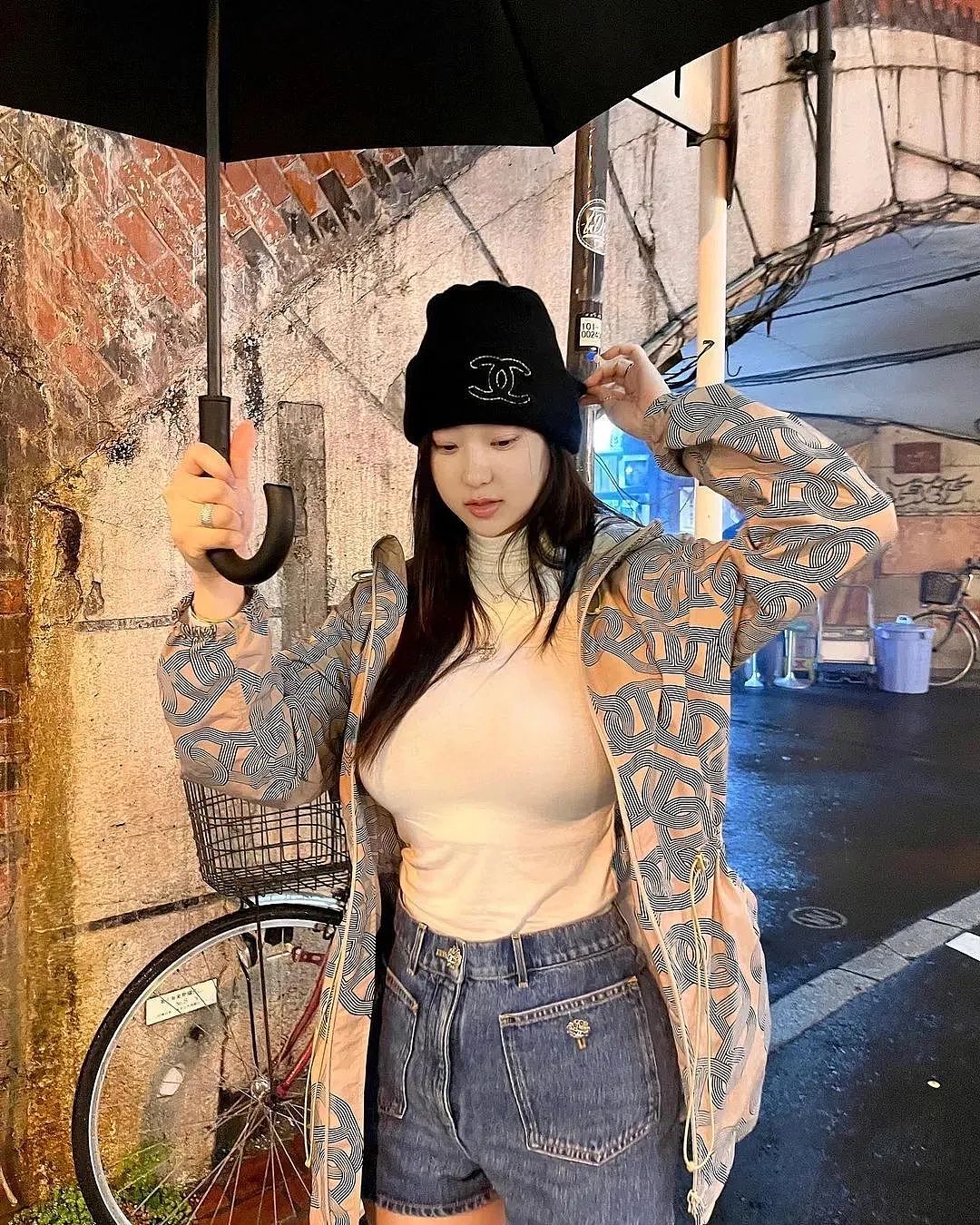 【美女】游戏中女主角的完美身材竟来自于现实,令人惊艳的极致身材比例(组图) - 9