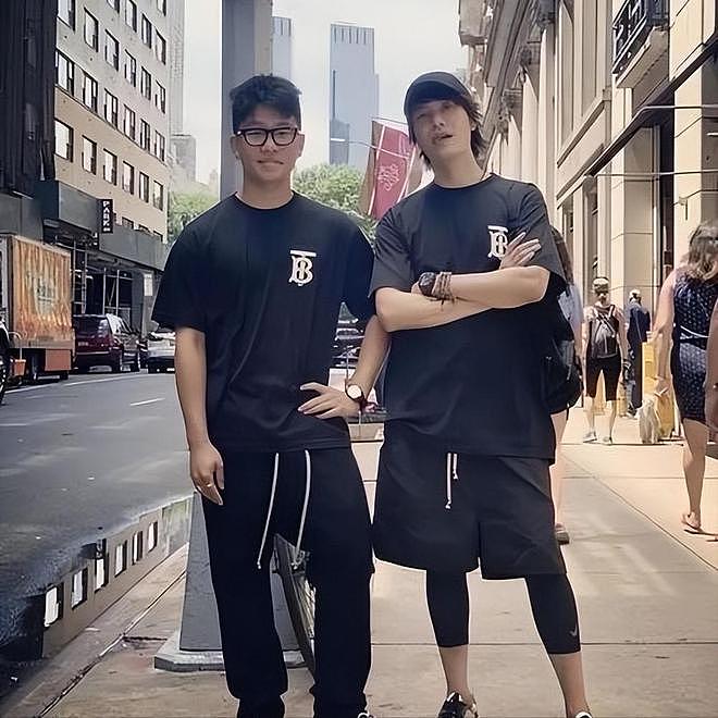 曝陈坤又秘密生俩儿子，同框视频曝光，陈坤方紧急回应引热议（组图） - 11