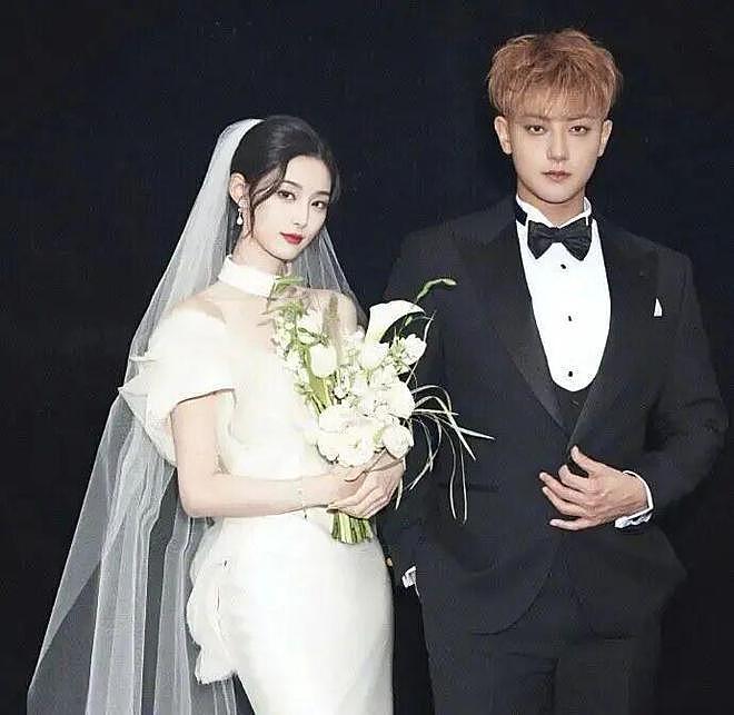 陈伟霆何穗隐婚生娃？黄子韬婚礼藏儿子？井柏然刘雯被催婚？万鹏洗白当小三？双男主相互黑抢资源？（组图） - 4