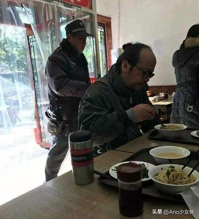 王菲前夫窦唯，潦倒落魄只是表象，北京二环四合院才是真底气！（组图） - 18